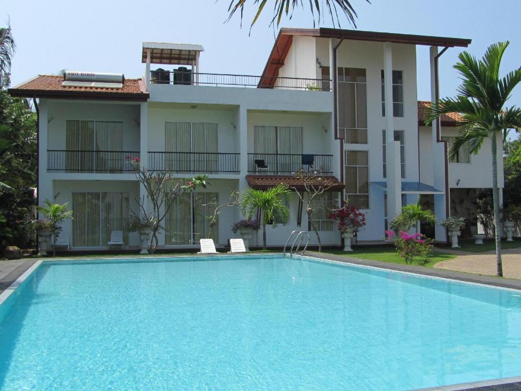 Rainbow Lagoon Resort Negombo Exteriér fotografie